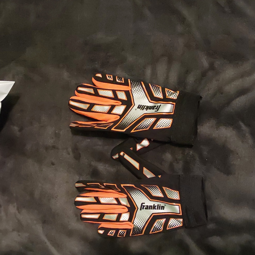 Little boys Football gloves